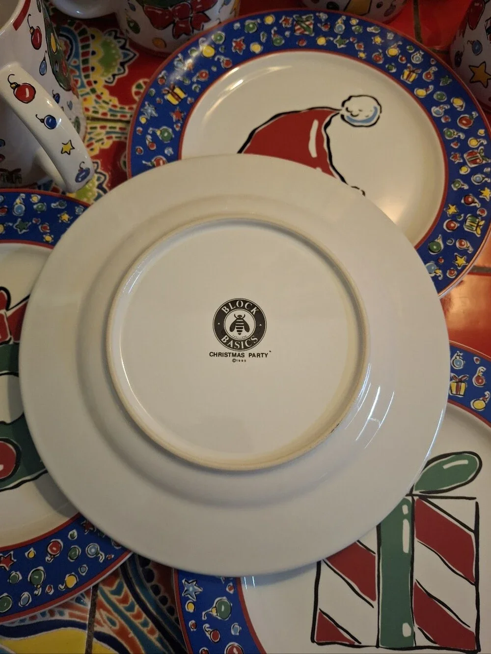 Block Basics Christmas Party Mugs & Plates 8